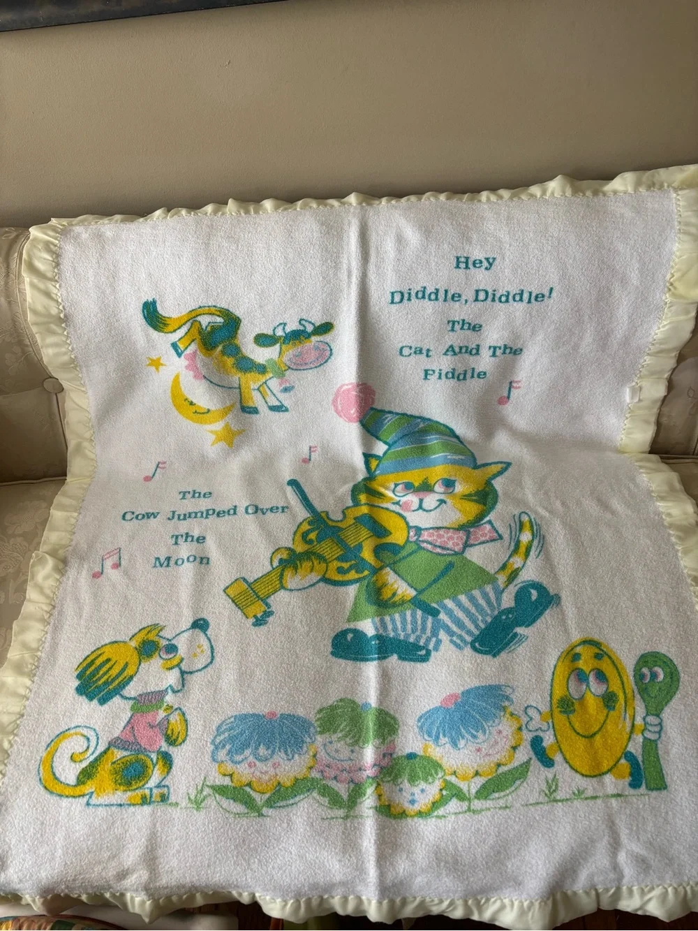 Vintage Nursery Rhyme Satin Trim Baby Blanket 44”x36”MCM